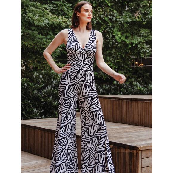 Clara Sun‎ Woo Signature Jumpsuit - Leaf Stripe - Picture 1 of 14